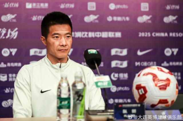 开云体育网址-吕鹏：球队斗志昂扬 都非常期待首个主场到来