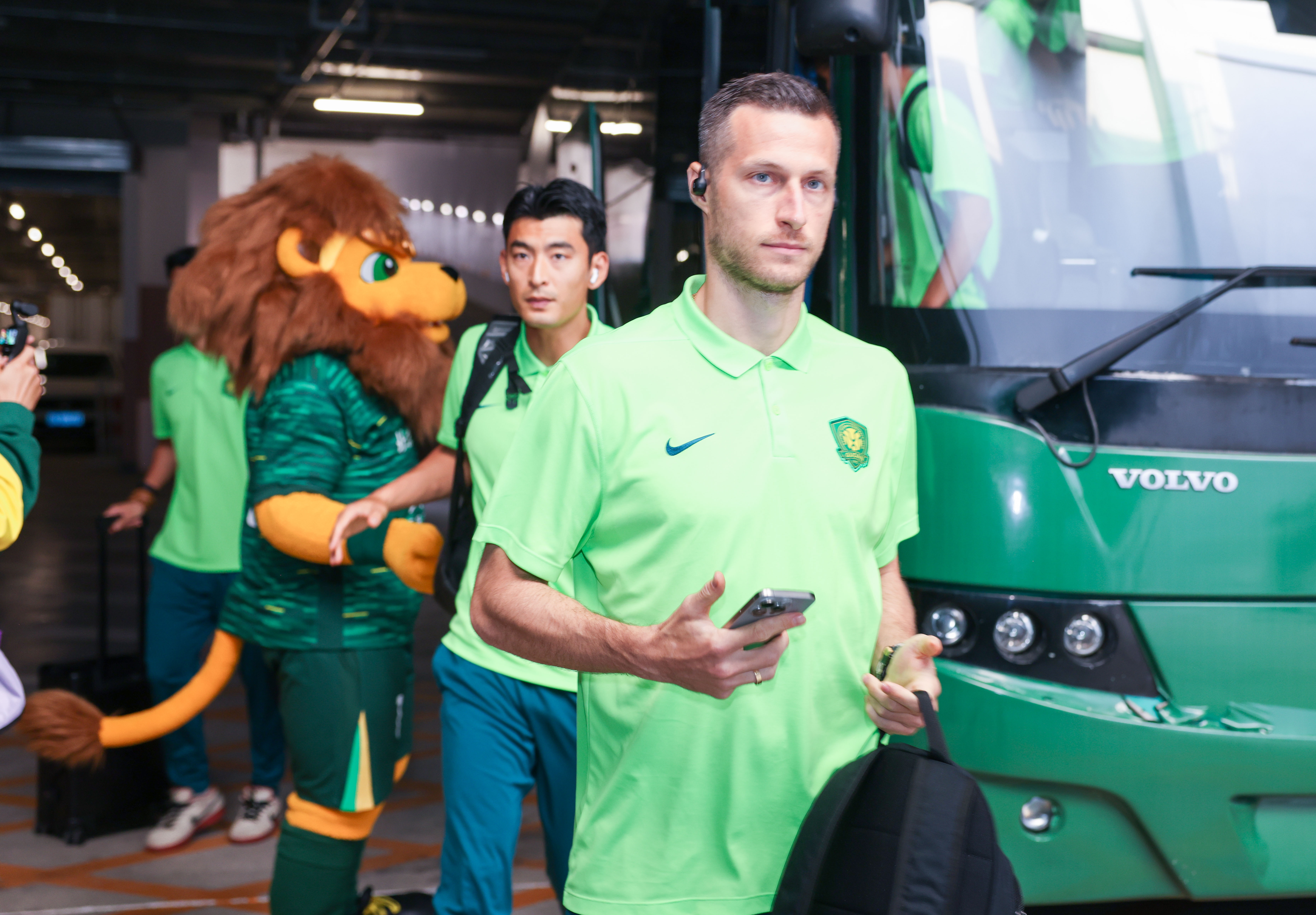 开云体育网址-媒体人：斯帕吉奇目前在队里是纯康复训练，连慢跑都不行